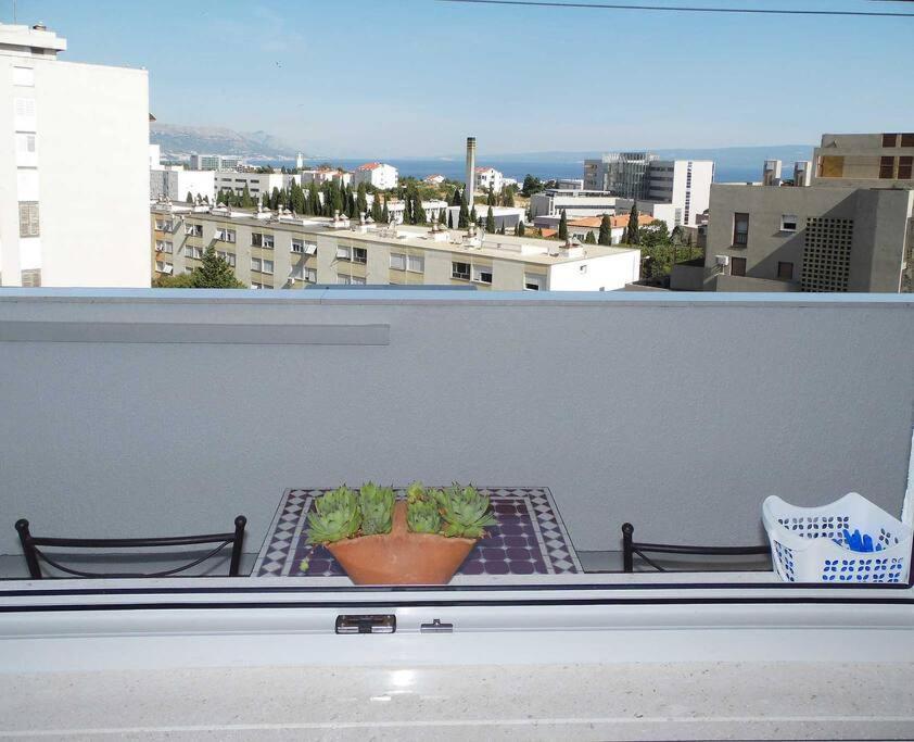 Eurit Apartment Shown In Detail Split Ngoại thất bức ảnh